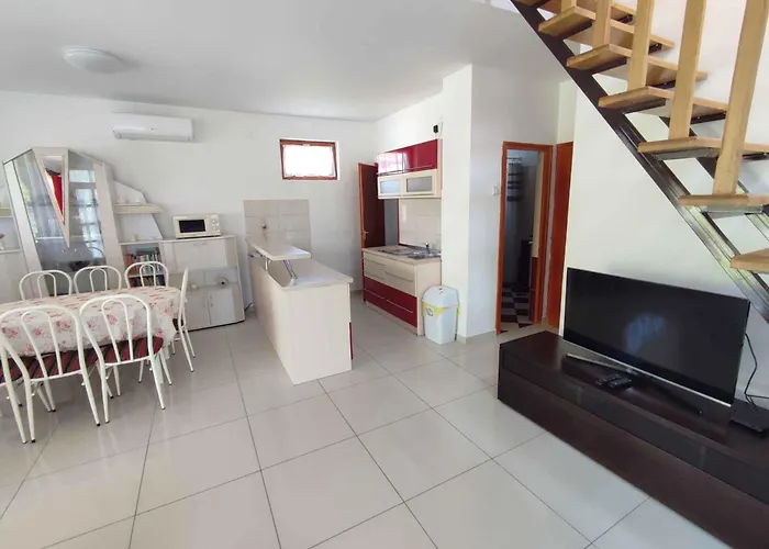 Homes In Balatonmariafuerdoe 19475 Tatil Evi *