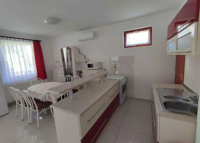 Prázdninový dům Homes In Balatonmariafuerdoe 19475 *